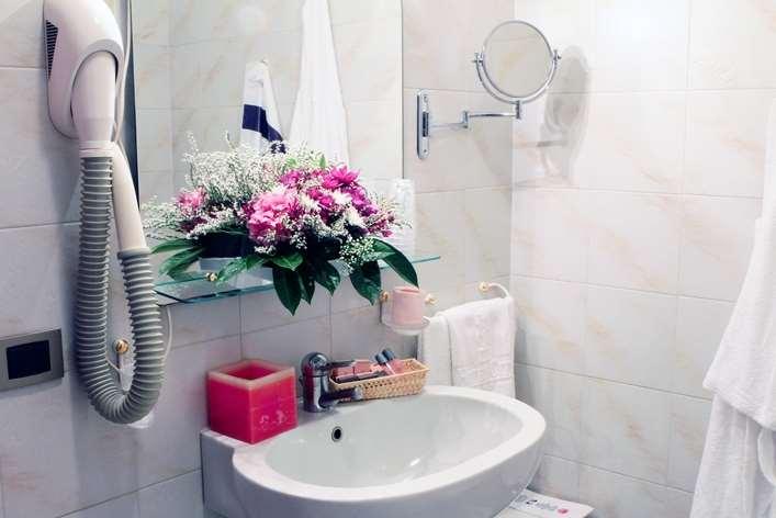 Hotel City ピアチェンツァ 部屋 写真
